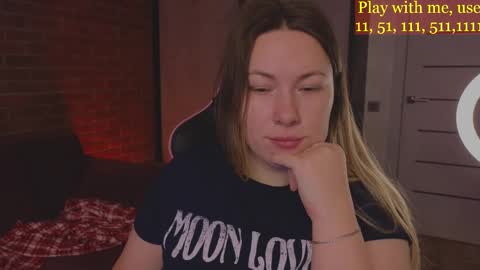 Everyday stream in the same time online show from 03/07/25, 01:31