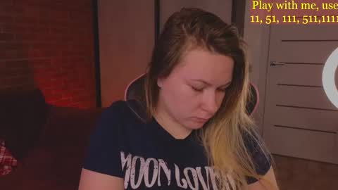 Everyday stream in the same time online show from 03/08/25, 04:45