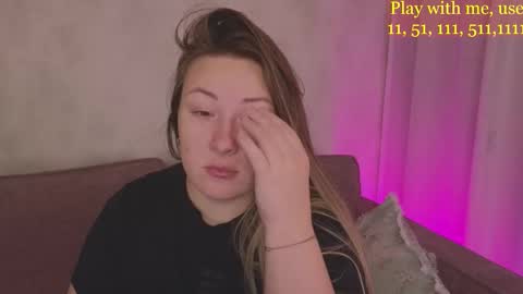 Everyday stream in the same time online show from 09/14/25, 01:27