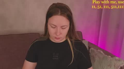 Everyday stream in the same time online show from 09/25/25, 01:42