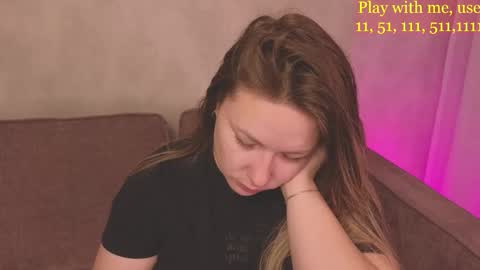 Everyday stream in the same time online show from 10/30/25, 01:40