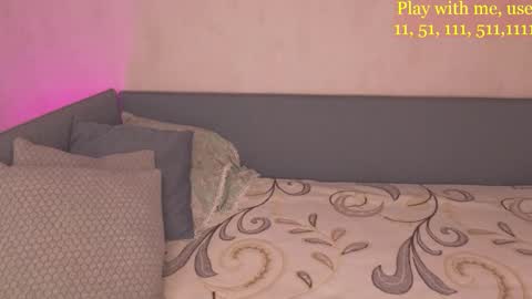 Everyday stream in the same time online show from 11/10/25, 05:17