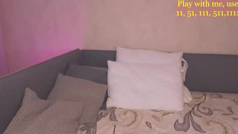 Everyday stream in the same time online show from 11/14/25, 05:50