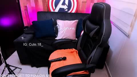    Independent Model online show from 03/01/25, 10:42