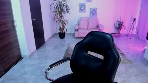 Snapshot of cute_fox_1 chatting on 06/22/26, 01:08 Bella Fox online show from 06/22/26, 01:08