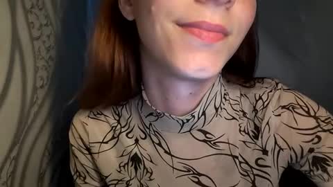 Snapshot of cute_foxis chatting on 06/15/26, 08:22 cute_foxis online show from 06/15/26, 08:22