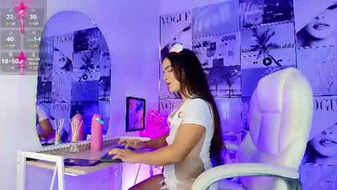 Cute horny1 online show from 06/18/26, 01:59