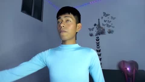 Snapshot of cute_horny_friends chatting on 04/12/26, 09:31 AnderSamu online show from 04/12/26, 09:31