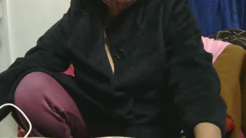 kashmira online show from 01/11/25, 10:40