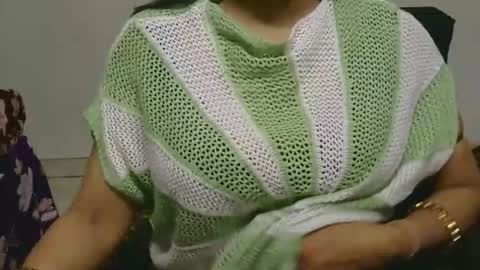 kashmira online show from 02/16/26, 01:51