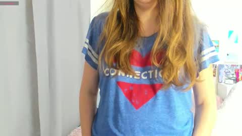 Snapshot of cute_kate0 chatting on 10/22/25, 10:26 cute_kate0 online show from 10/22/25, 10:26