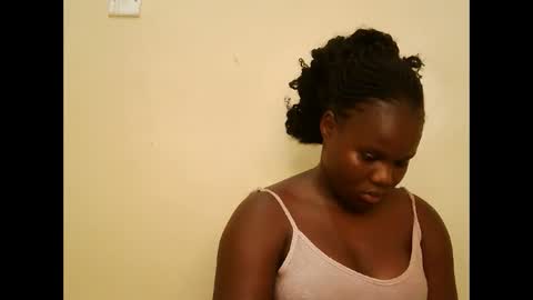 cute_latifah online show from 01/18/26, 09:13