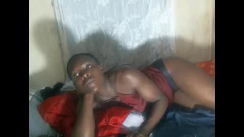 Snapshot of cute_leylah chatting on 03/16/26, 09:30 cute_leylah online show from 03/16/26, 09:30