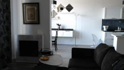 Snapshot of cute_lilia chatting on 05/15/26, 12:01 Lilia online show from 05/15/26, 12:01
