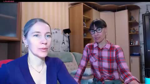 cute_lion_ online show from 02/19/26, 11:17