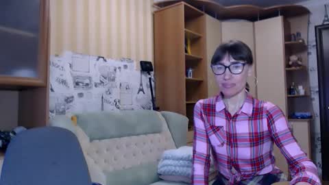 cute_lion_ online show from 03/28/26, 11:32