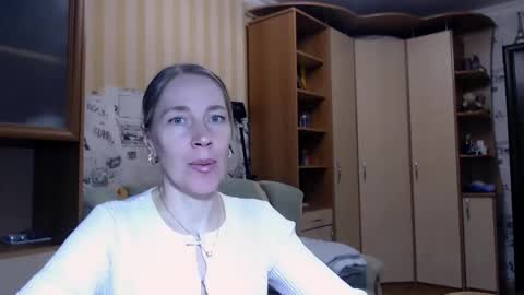 cute_lion_ online show from 04/02/26, 06:27