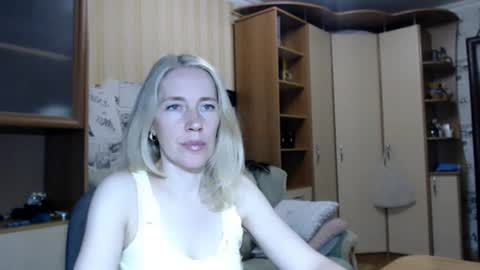 cute_lion_ online show from 07/11/26, 07:27