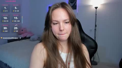 Emily online show from 10/19/25, 01:01