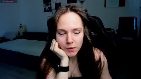 Emily online show from 03/10/26, 04:06