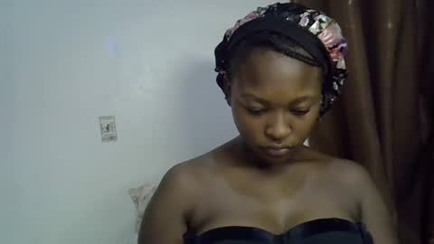 Snapshot of cute_melissa1 chatting on 06/19/26, 02:05 cute_melissa1 online show from 06/19/26, 02:05