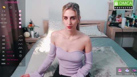 Milana online show from 10/15/25, 10:04