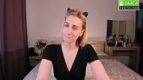 Snapshot of cute_milana chatting on 05/22/26, 09:37 Milana online show from 05/22/26, 09:37