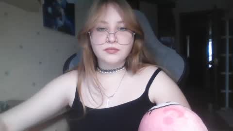Veronica online show from 03/03/25, 12:48