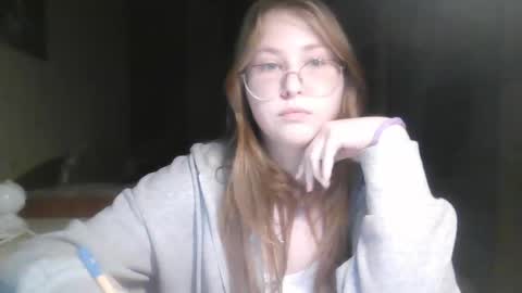 Veronica online show from 03/05/25, 06:56