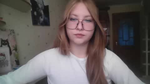 Veronica online show from 10/01/25, 09:04