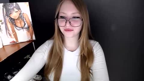 Snapshot of cute_minx chatting on 05/27/26, 06:10 Veronica online show from 05/27/26, 06:10