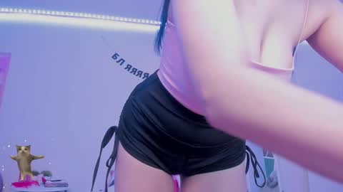 Snapshot of cute_redface_ chatting on 12/13/24, 01:15 Bb online show from 12/13/24, 01:15