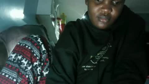 cute_roxie online show from 03/03/25, 06:01