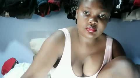 cute_roxie online show from 03/02/26, 01:18