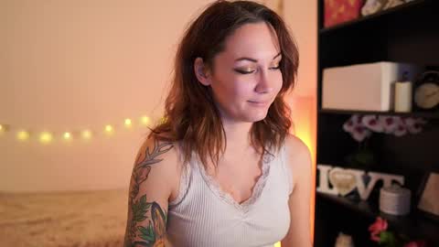 Snapshot of cute_ruth chatting on 10/07/25, 06:38 Katarina online show from 10/07/25, 06:38