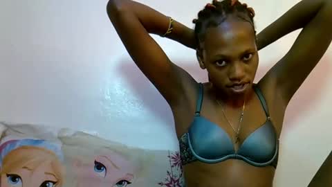 cutie online show from 10/12/25, 11:42