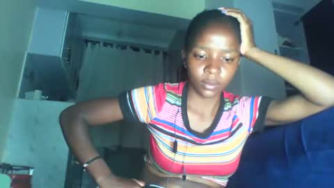 Snapshot of cute_sexy3 chatting on 04/13/26, 10:15 SHARON online show from 04/13/26, 10:15