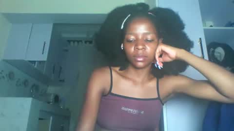 Snapshot of cute_sexy3 chatting on 05/11/26, 11:35 SHARON online show from 05/11/26, 11:35