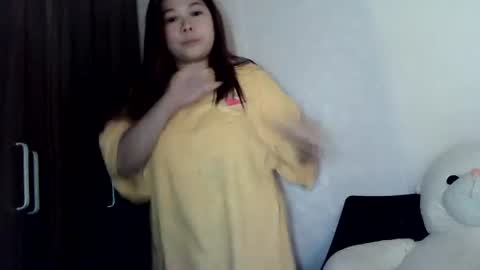 Mimi online show from 07/18/26, 11:52