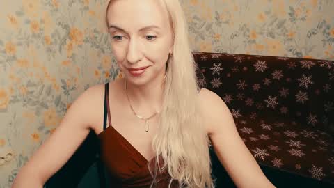 cute_smile_shy online show from 12/05/24, 11:40