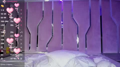 SOLEI online show from 02/25/25, 06:25