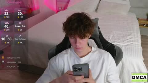 Thomas -  online show from 12/02/24, 01:14