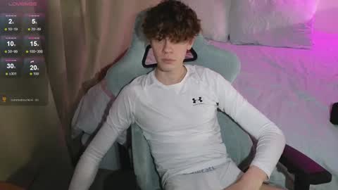 Thomas -  online show from 04/23/26, 06:21