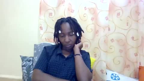 cute_xeniah online show from 10/13/25, 08:25