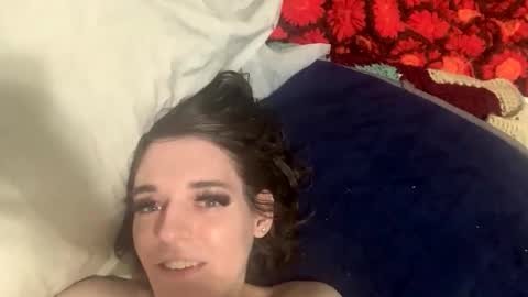 Snapshot of cutealisandra chatting on 02/14/26, 01:35 cutealisandra online show from 02/14/26, 01:35