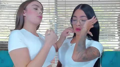 WANNA SEE MORE OF TWINS              online show from 03/01/25, 05:38