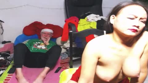 Snapshot of cuteandsexyone chatting on 12/30/24, 05:34 CuteAndSexyOne  Na and Brian online show from 12/30/24, 05:34