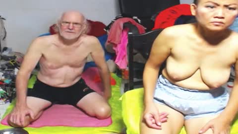 Snapshot of cuteandsexyone chatting on 02/06/25, 09:11 CuteAndSexyOne  Na and Brian online show from 02/06/25, 09:11