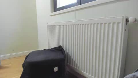 Snapshot of cuteangelx chatting on 02/28/25, 08:42 Anne-Marie online show from 02/28/25, 08:42