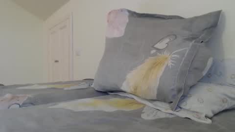 Snapshot of cuteangelx chatting on 10/09/25, 10:35 Anne-Marie online show from 10/09/25, 10:35